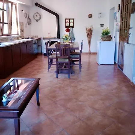 Apartament Casa Silvia Balsorano *